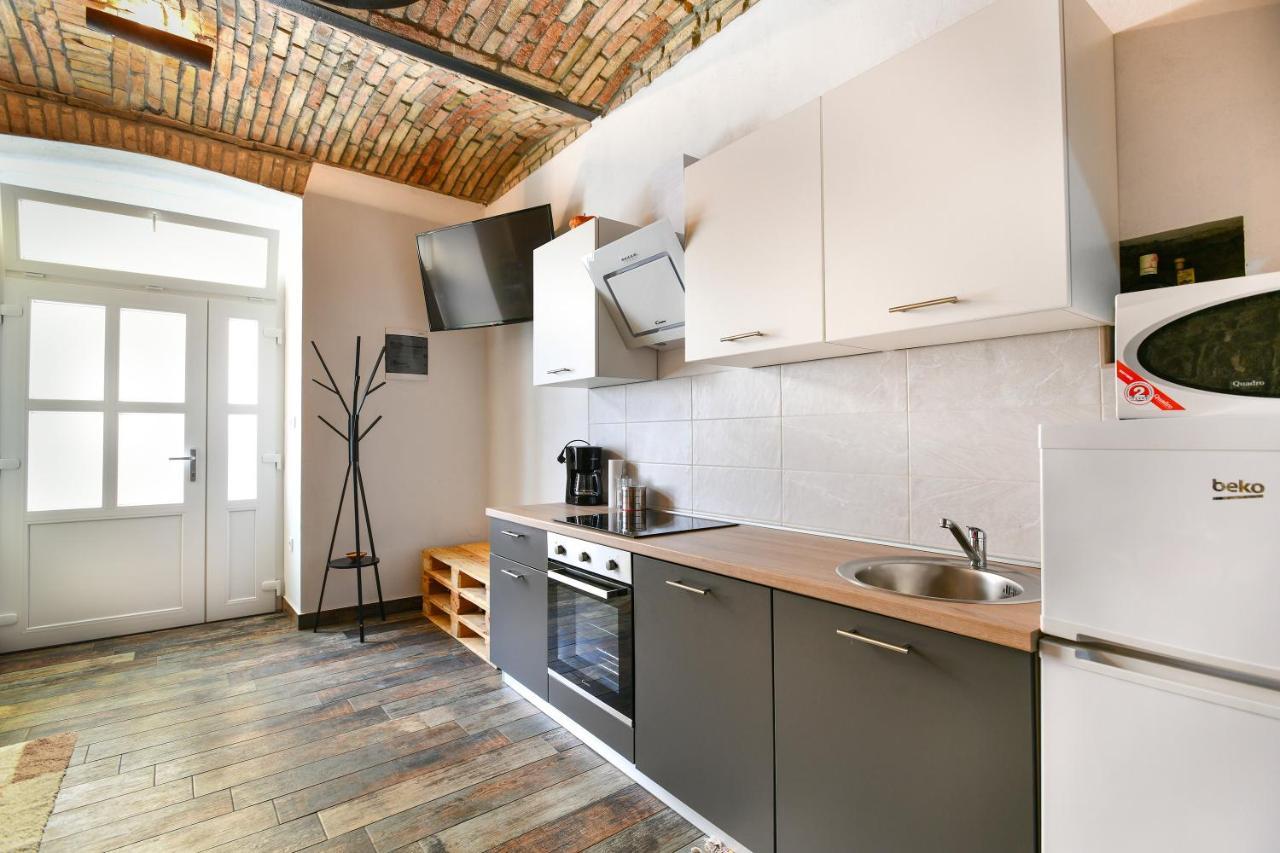 Apartment Rosenberger, Opatija Center With Parking ภายนอก รูปภาพ